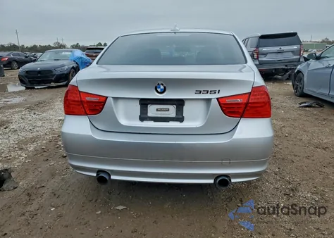 2011 BMW 335 Xi z USA, uszkodzony, nr VIN WBAPL5C54BA920444